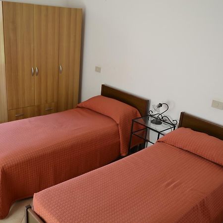 Casa Vacanze Valdamone Суверето Экстерьер фото