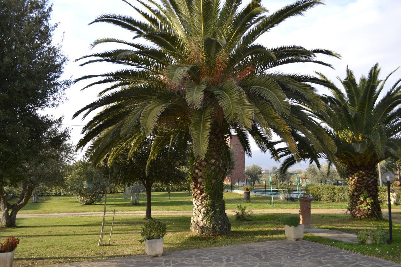 Casa Vacanze Valdamone Суверето Экстерьер фото