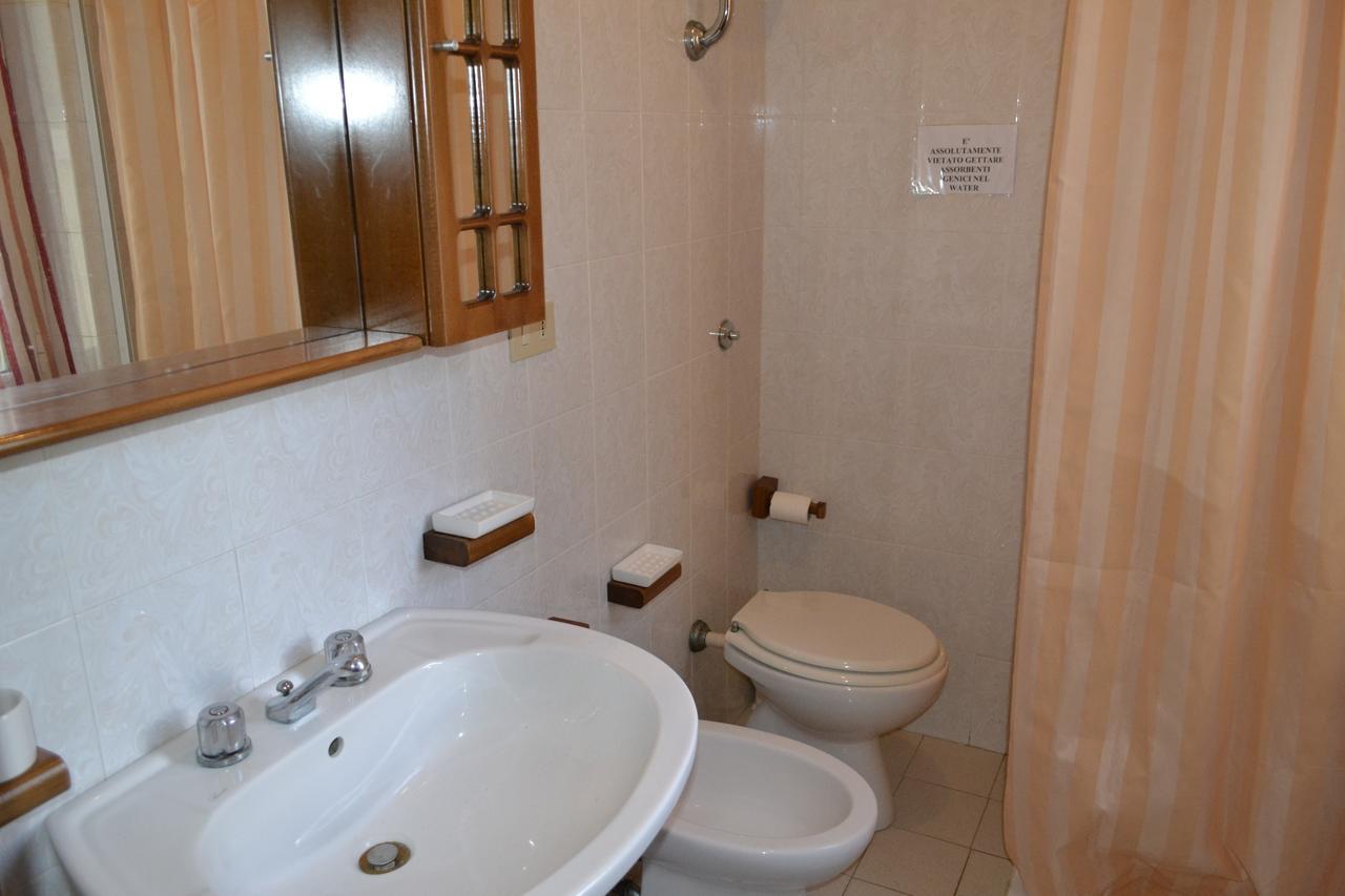 Casa Vacanze Valdamone Суверето Экстерьер фото